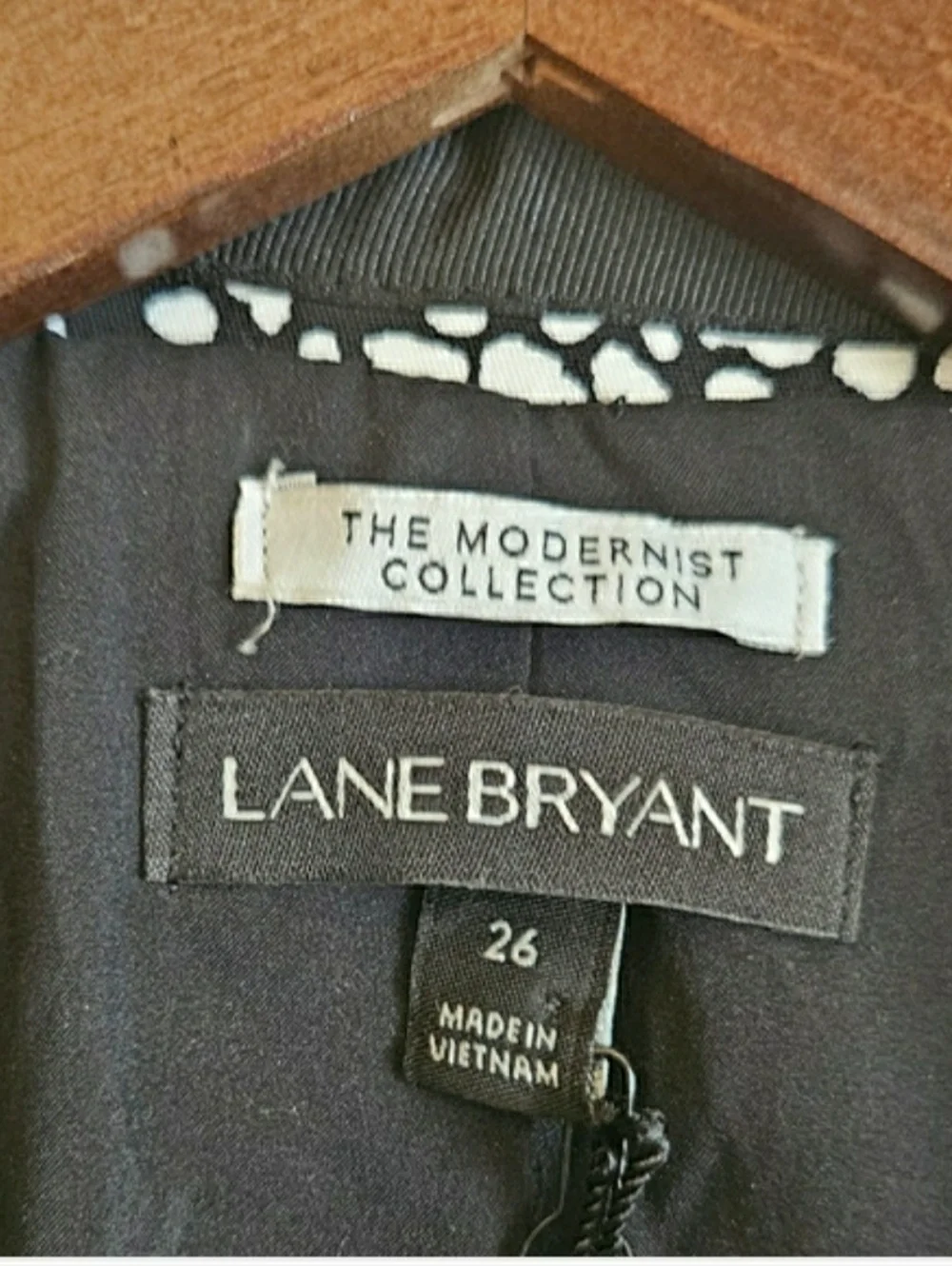 Lane Bryant Black and White Printed Blazer, Modernist Collection. Size 26